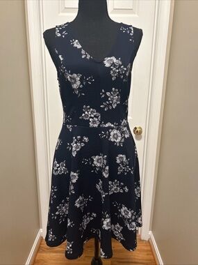 Soprano Navy and White Floral V-Neck Fit & Flare Dress